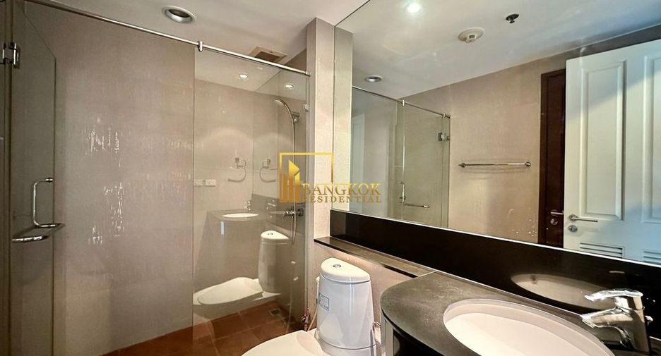 For rent 2 ベッドルーム condo in Pathum Wan, Bangkok