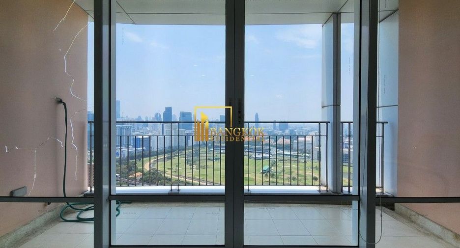 For rent そして for sale 2 ベッドルーム condo in Pathum Wan, Bangkok