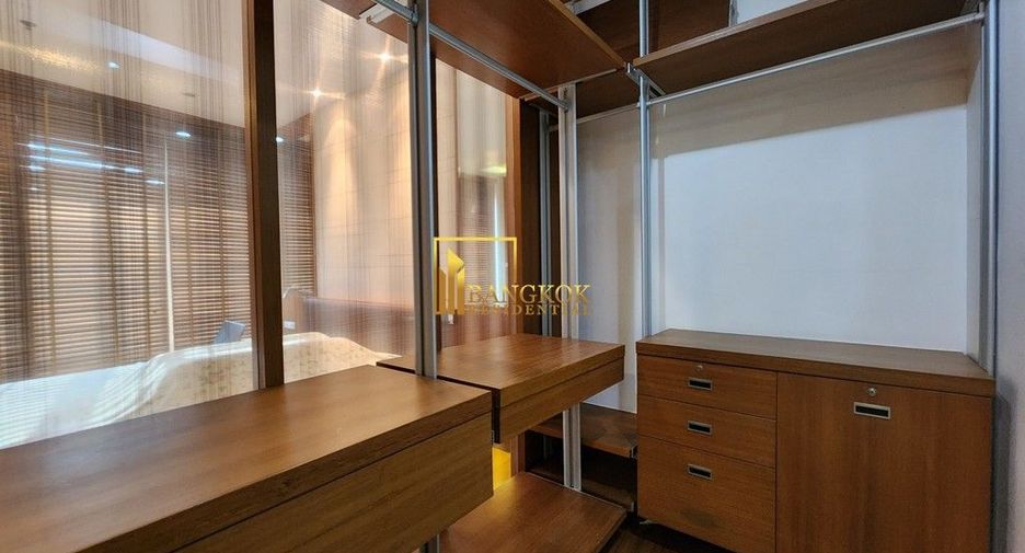 For rent 2 bedrooms condo in Pathum Wan, Bangkok