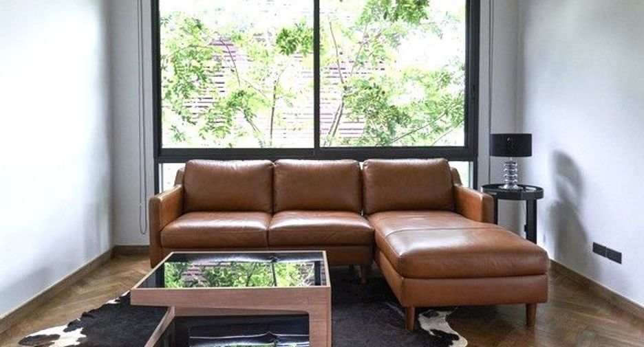 Casa en alquiler de 4 habitaciones en Khlong Toei, Bangkok