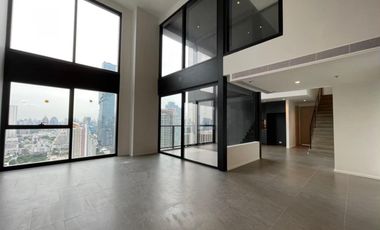 For rent 2 bedrooms condo in Sathon, Bangkok