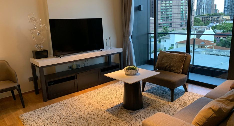 For rent and for sale 1 bed condo in Khlong Toei, Bangkok