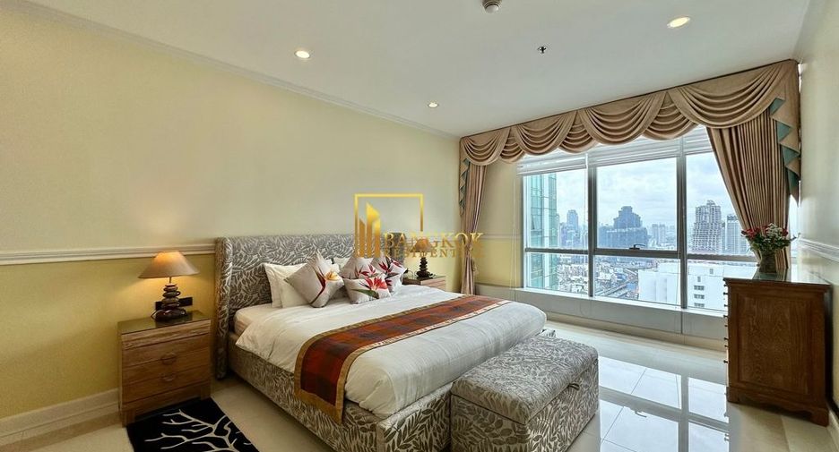 À louer 3 chambres condo à Sathon, Bangkok