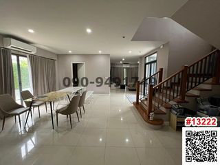 For rent 4 bedrooms house in Bang Khae, Bangkok