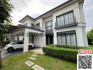 For rent 4 bedrooms house in Bang Khae, Bangkok