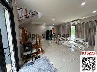 For rent 4 bedrooms house in Bang Khae, Bangkok