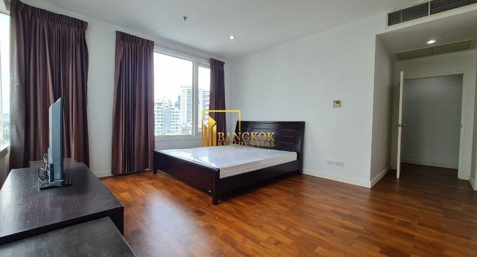 Condo en alquiler de 3 habitaciones en Khlong Toei, Bangkok