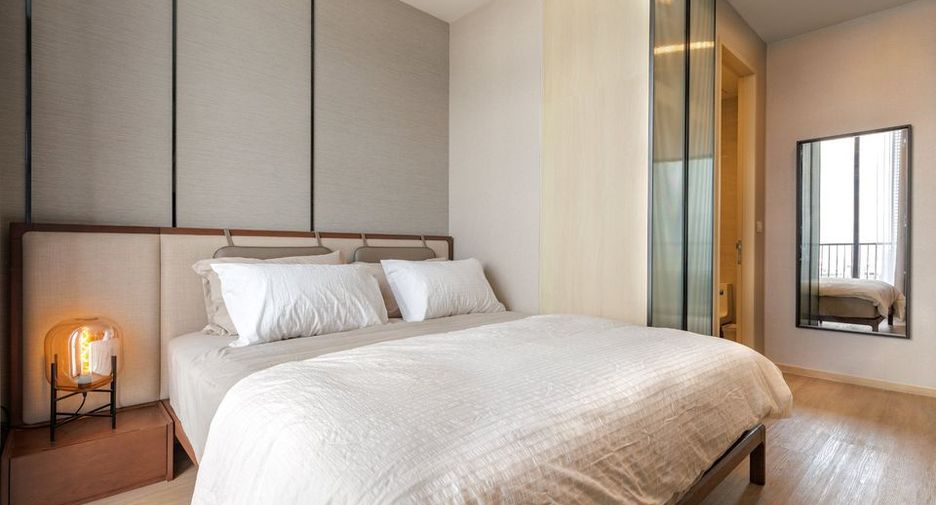For rent 2 bedrooms condo in Watthana, Bangkok