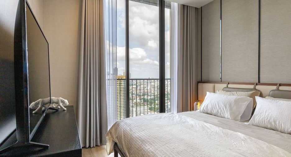 For rent 2 bedrooms condo in Watthana, Bangkok