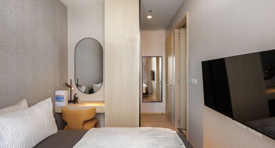 For rent 2 bedrooms condo in Watthana, Bangkok