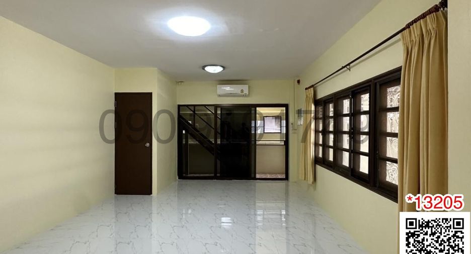 Casa en alquiler de 2 habitaciones en Phra Khanong, Bangkok