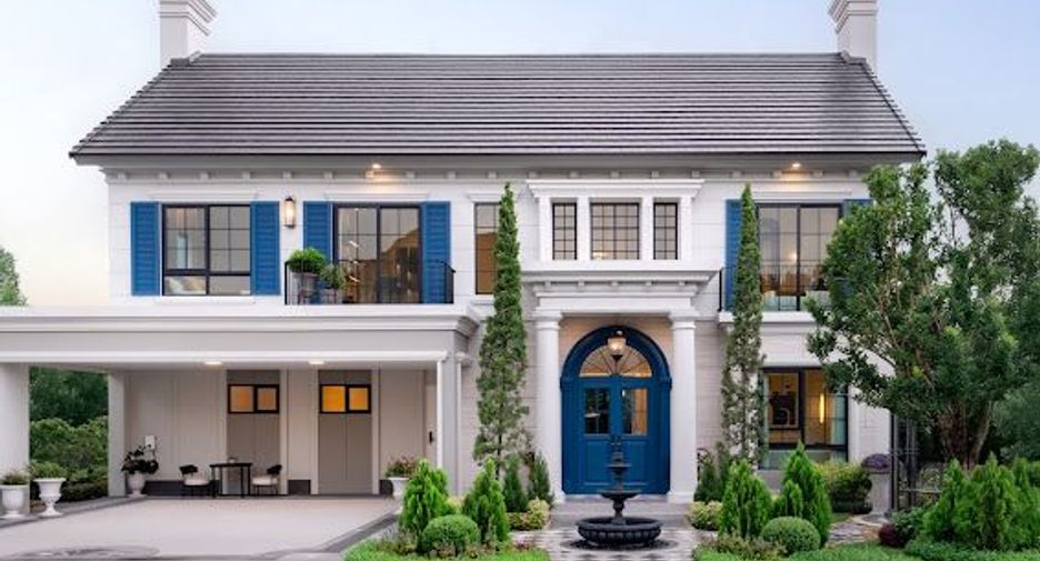 For sale 5 bedrooms house in Saphan Sung, Bangkok