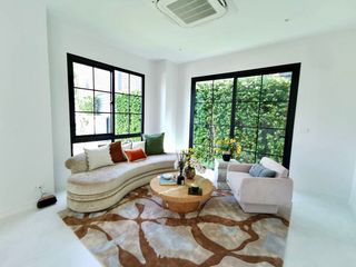 Casa en venta de 5 habitaciones en Saphan Sung, Bangkok