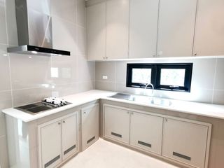 Casa en venta de 5 habitaciones en Saphan Sung, Bangkok