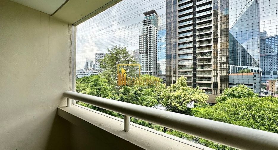 Condo en alquiler de 2 habitaciones en Khlong Toei, Bangkok