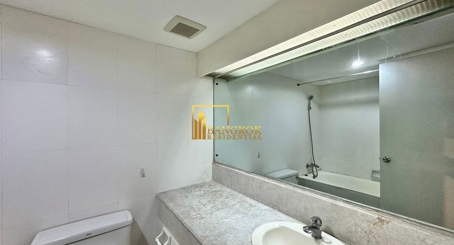 Condo en alquiler de 2 habitaciones en Khlong Toei, Bangkok