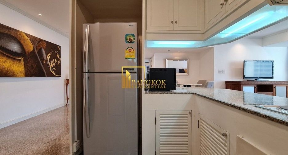 Condo en alquiler de 3 habitaciones en Khlong Toei, Bangkok