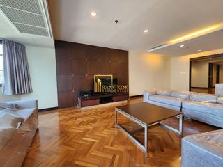 Condo en alquiler de 3 habitaciones en Khlong Toei, Bangkok