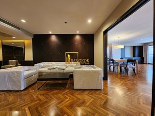 Condo en alquiler de 3 habitaciones en Khlong Toei, Bangkok