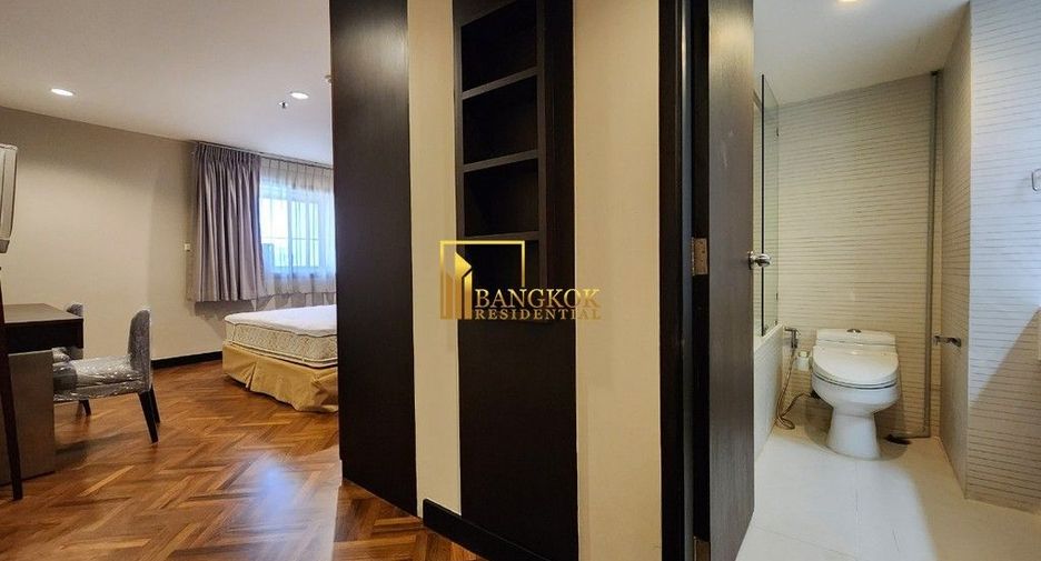 Condo en alquiler de 3 habitaciones en Khlong Toei, Bangkok