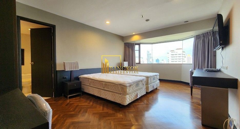 Condo en alquiler de 3 habitaciones en Khlong Toei, Bangkok