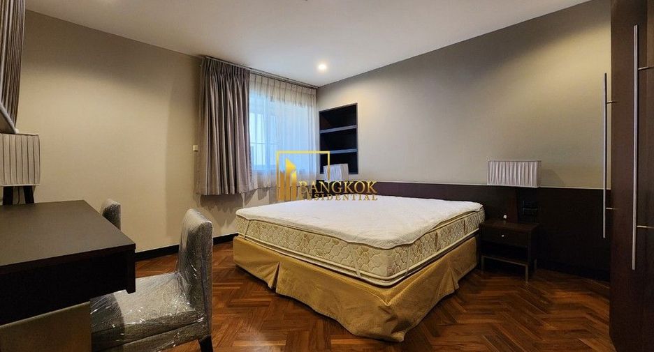 Condo en alquiler de 3 habitaciones en Khlong Toei, Bangkok