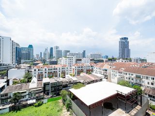 For sale 1 bed condo in Watthana, Bangkok