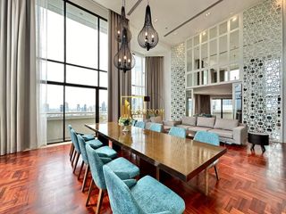 Condo en alquiler de 4 habitaciones en Khlong Toei, Bangkok