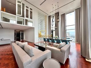 Condo en alquiler de 4 habitaciones en Khlong Toei, Bangkok