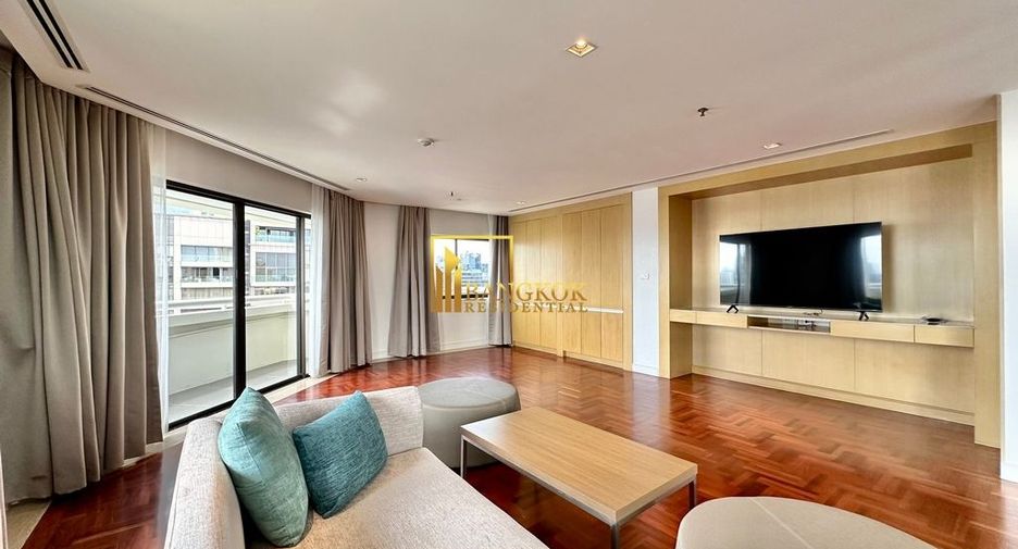 Condo en alquiler de 4 habitaciones en Khlong Toei, Bangkok