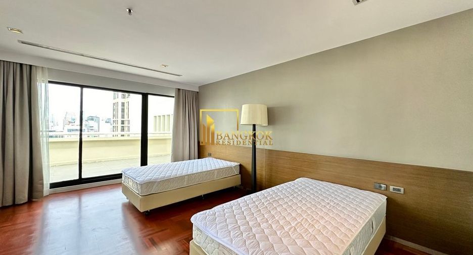 Condo en alquiler de 4 habitaciones en Khlong Toei, Bangkok
