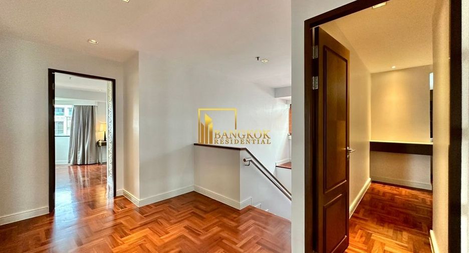 Condo en alquiler de 4 habitaciones en Khlong Toei, Bangkok