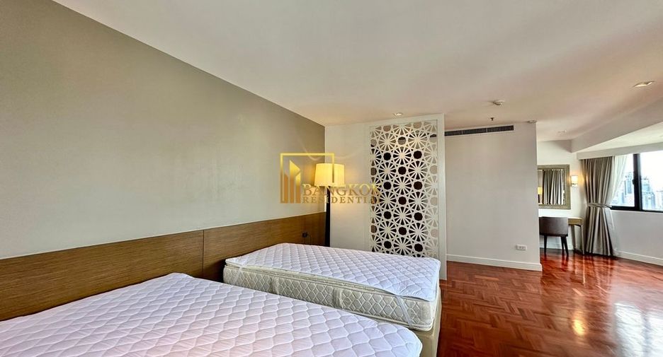Condo en alquiler de 4 habitaciones en Khlong Toei, Bangkok