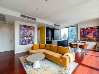 For sale 2 bed condo in Watthana, Bangkok