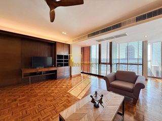 For rent 3 bedrooms condo in Yan Nawa, Bangkok