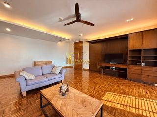 For rent 3 bedrooms condo in Yan Nawa, Bangkok