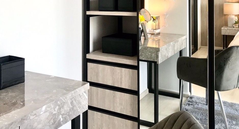 For sale 1 bed condo in Pathum Wan, Bangkok