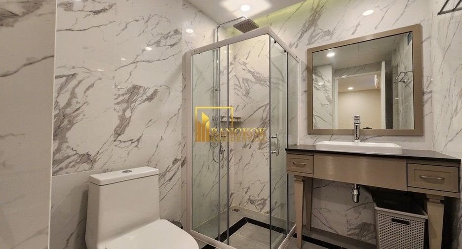 For rent 3 bedrooms condo in Yan Nawa, Bangkok