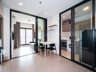 For sale 1 Beds condo in Huai Khwang, Bangkok