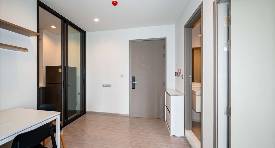 For sale 1 bed condo in Huai Khwang, Bangkok