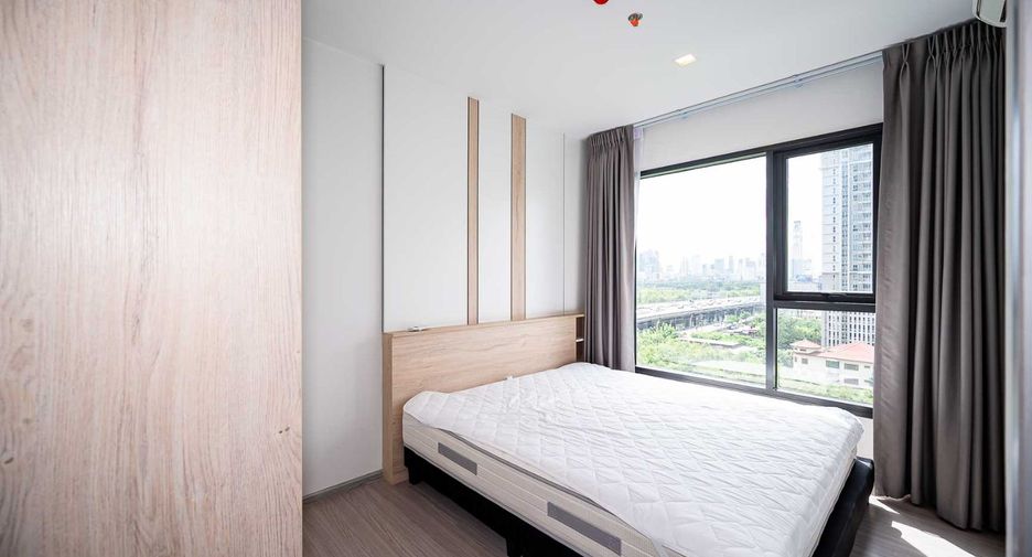 For sale 1 bed condo in Huai Khwang, Bangkok