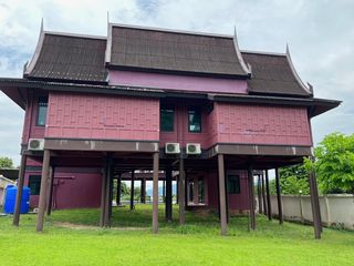 For sale 5 ベッドルーム house in Si Racha, Chonburi