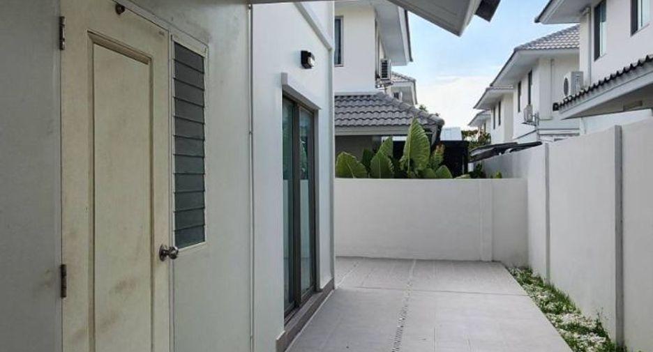 For rent and for sale 3 bedrooms house in Bang Lamung, Chonburi