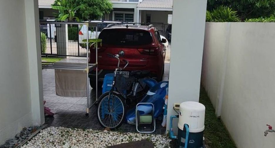 For rent and for sale 3 bedrooms house in Bang Lamung, Chonburi