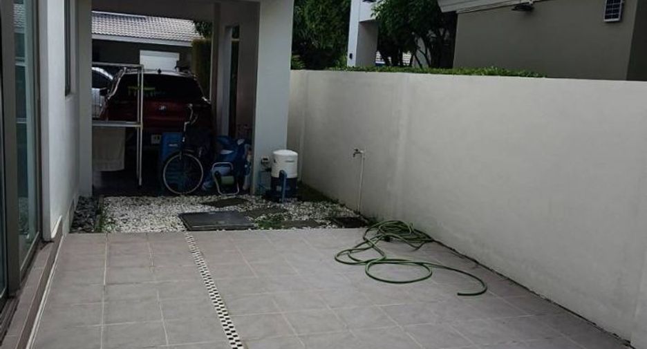 For rent and for sale 3 bedrooms house in Bang Lamung, Chonburi