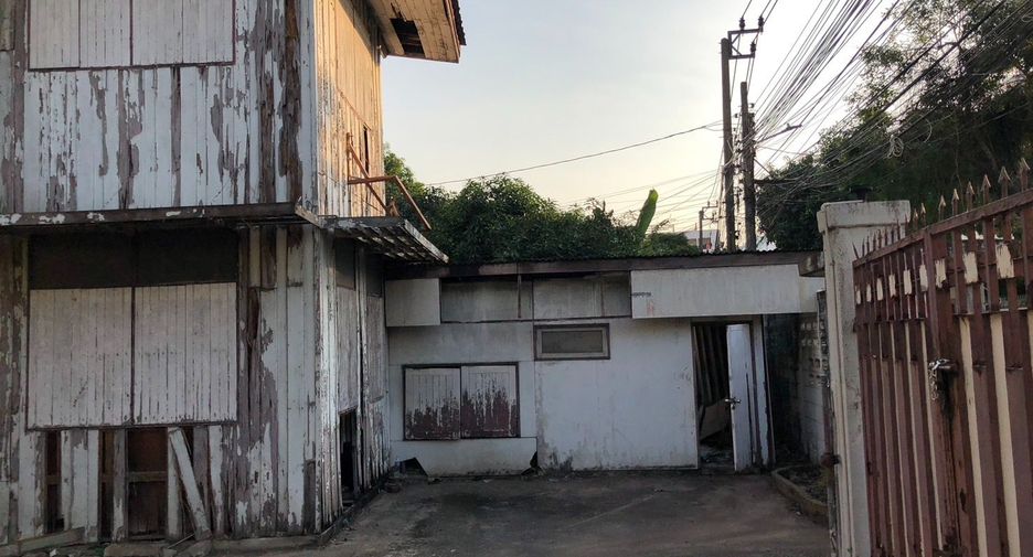 For sale land in Phaya Thai, Bangkok