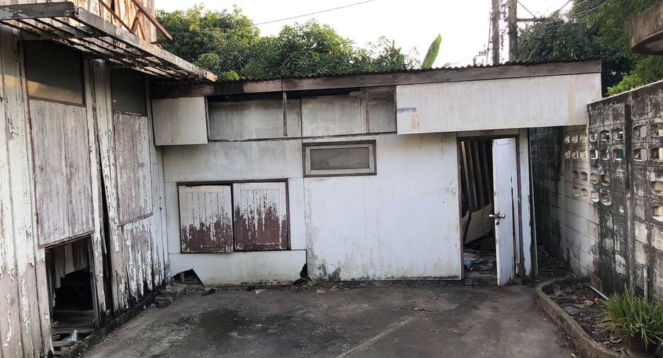 For sale land in Phaya Thai, Bangkok