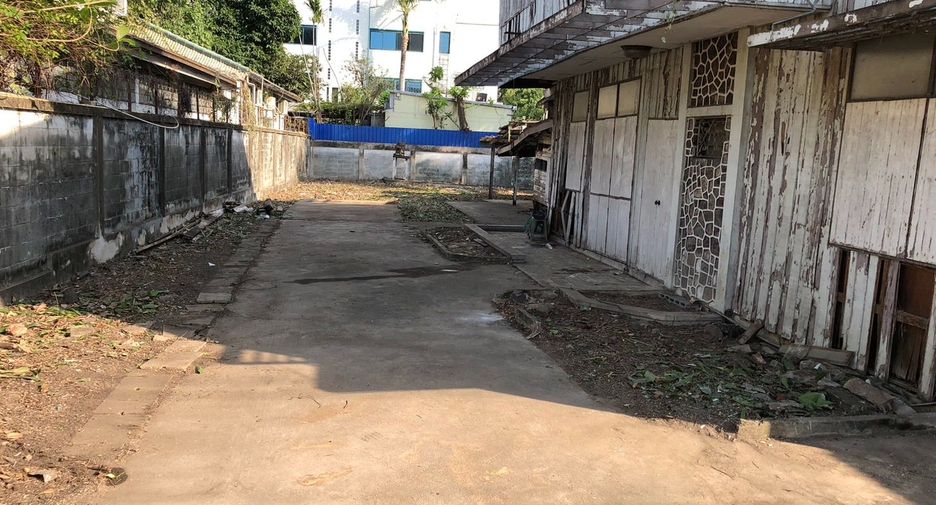 For sale land in Phaya Thai, Bangkok