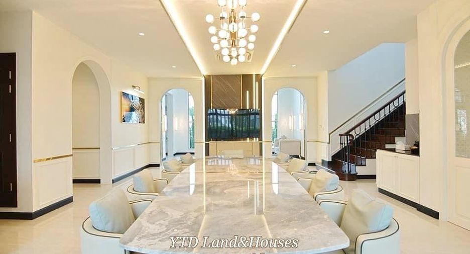 For rent and for sale 5 bedrooms house in Lat Krabang, Bangkok