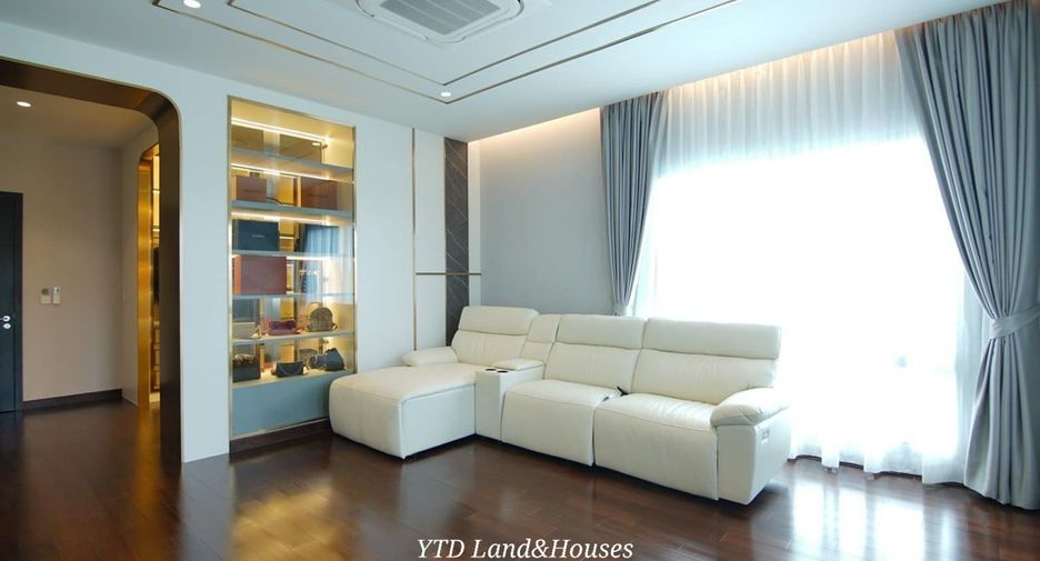 For rent and for sale 5 bedrooms house in Lat Krabang, Bangkok